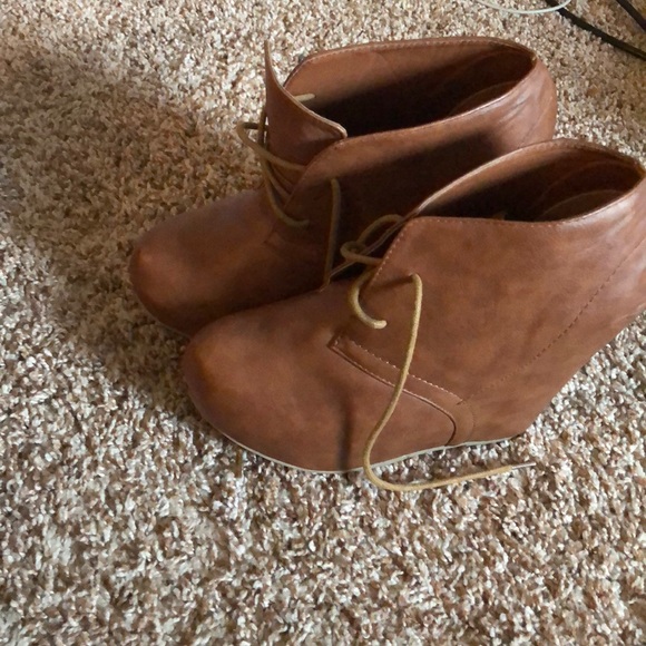 Wedge bootie - Picture 2 of 2